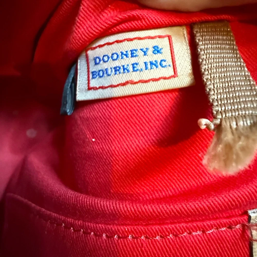 Dooney & Bourke Beige Satchel. like New! EUC. It will never go out of style. - Picture 13 of 16